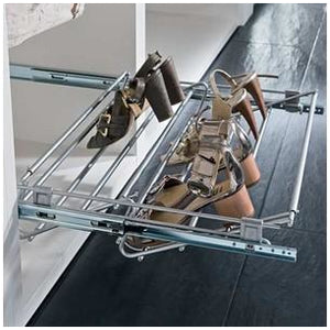 Pull-out shoe rack, width adjustable