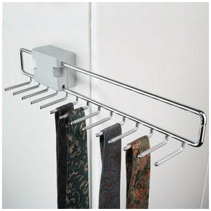 Pull-out tie rack