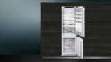 iQ500, built-in fridge-freezer with freezer at bottom, 177.2 x 55.8 cm, flat hinge KI86SAFE0G
